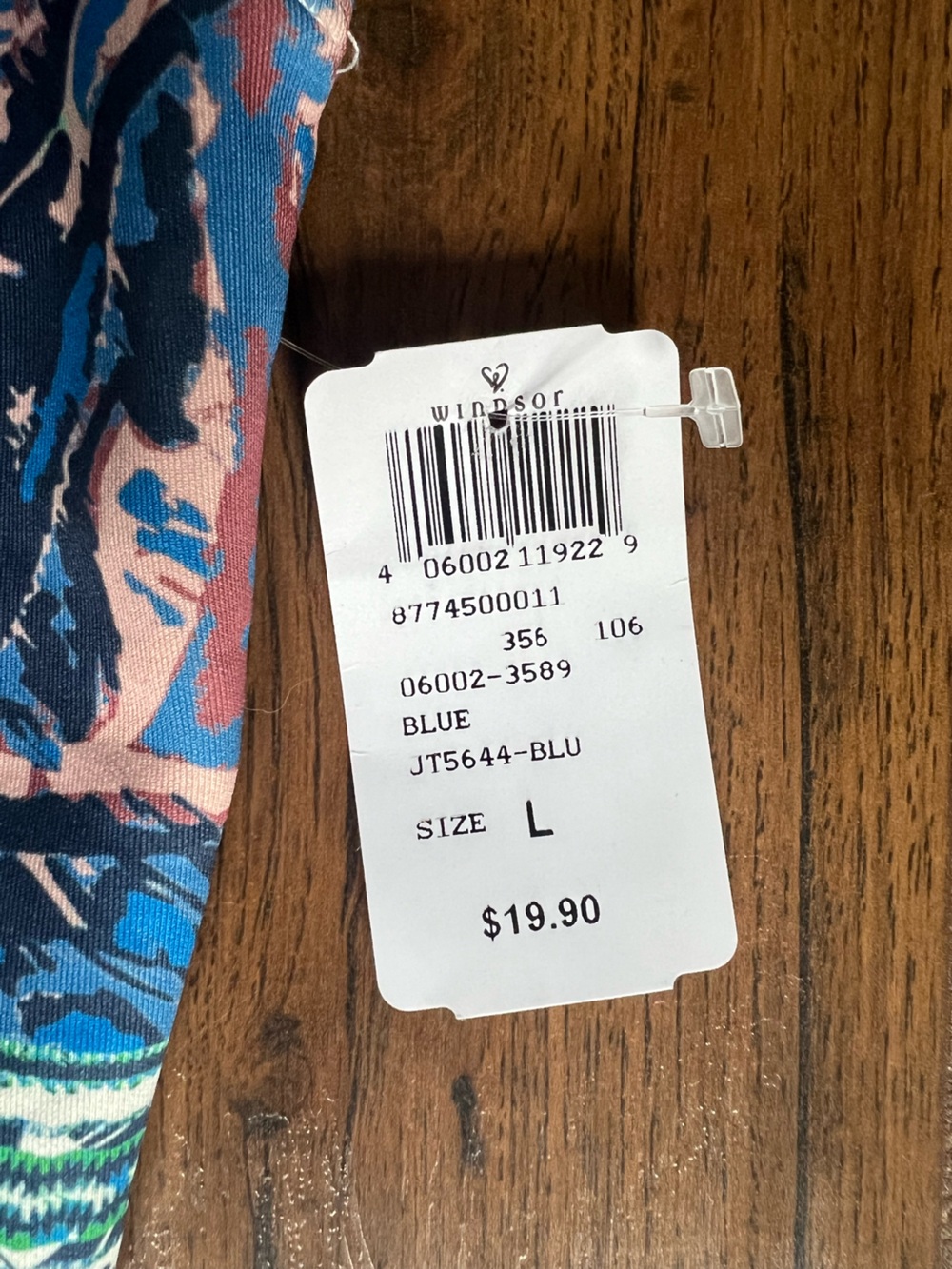 Windsor Patterned Racerback Crop Top - Size Large - Picture 7 of 7